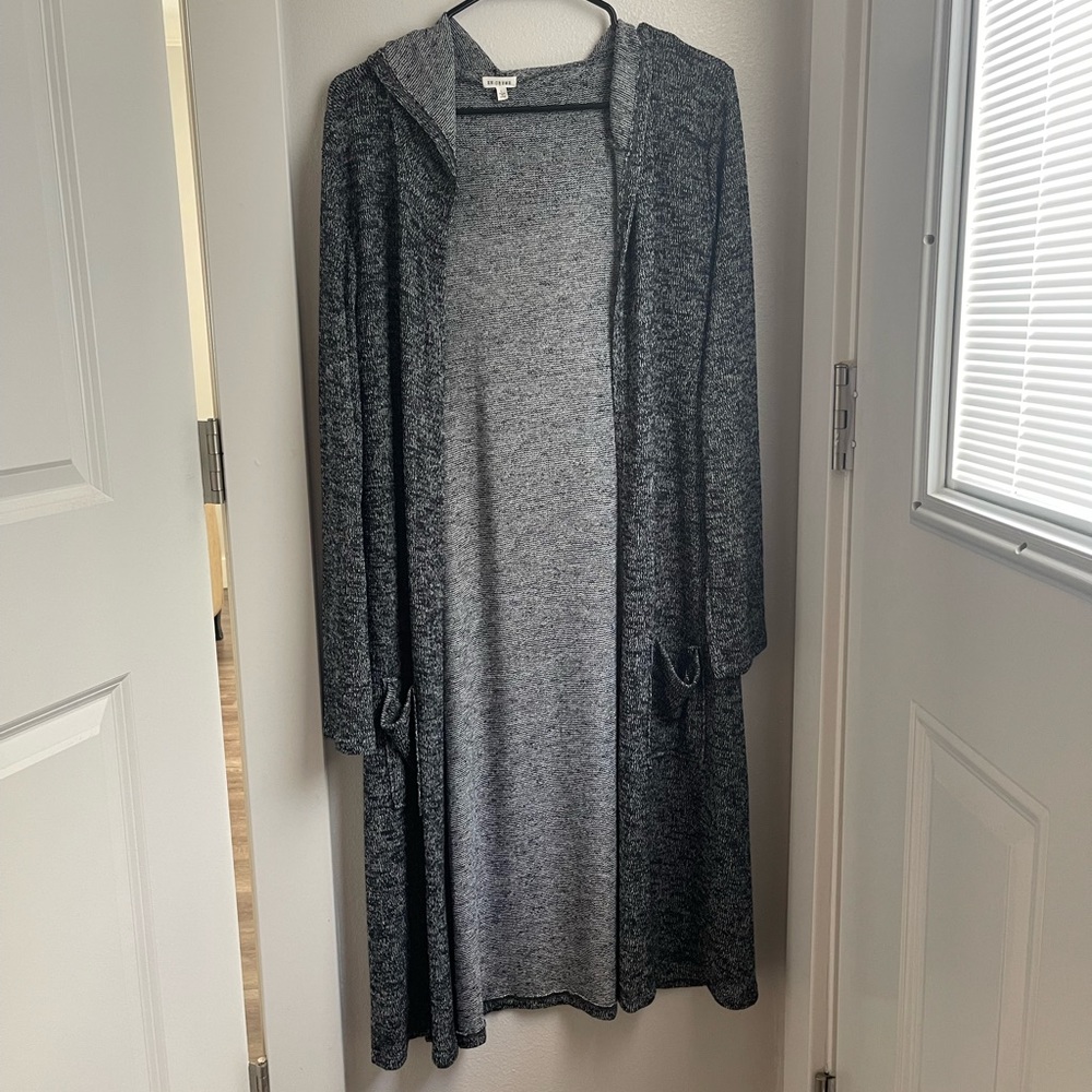 Cozy & Light Hooded Sweater